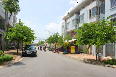 Cho thuê Liền kề 90 m<sup>2</sup> phân khu LKCVP lô LK13 Khu đô thị Văn Phú